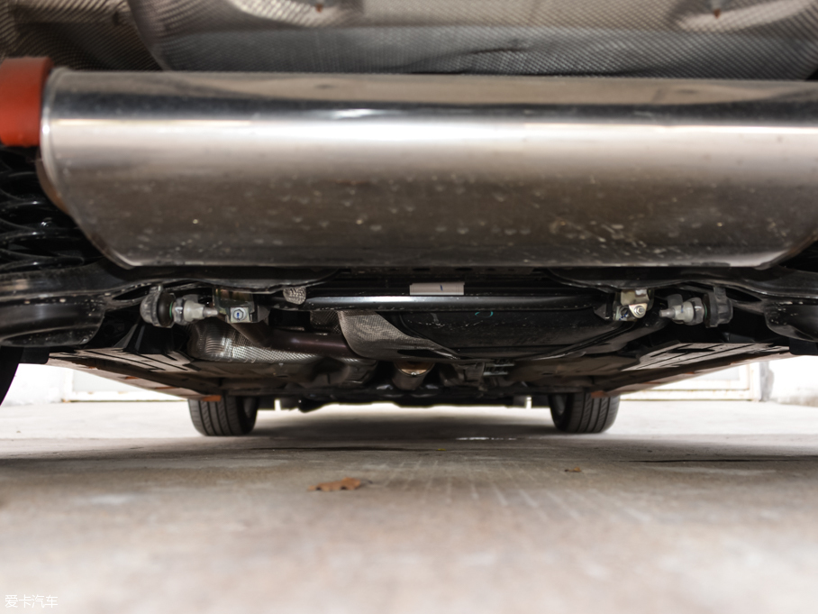 2015˹ Ɏ EcoBoost 180 Ԅ\