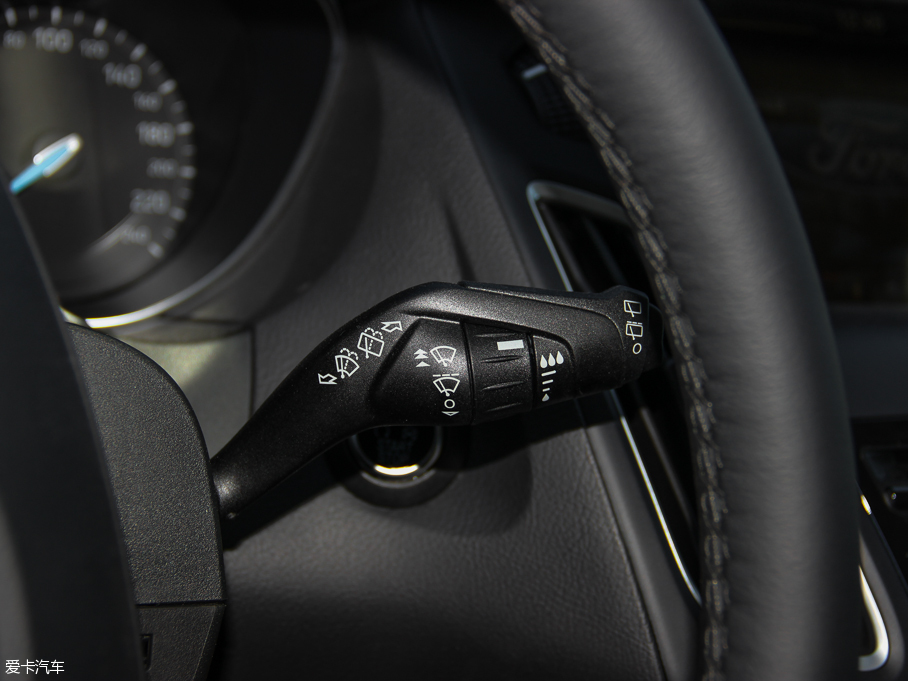 2015˹ Ɏ EcoBoost 180 Ԅ(dng)\(yn)(dng)