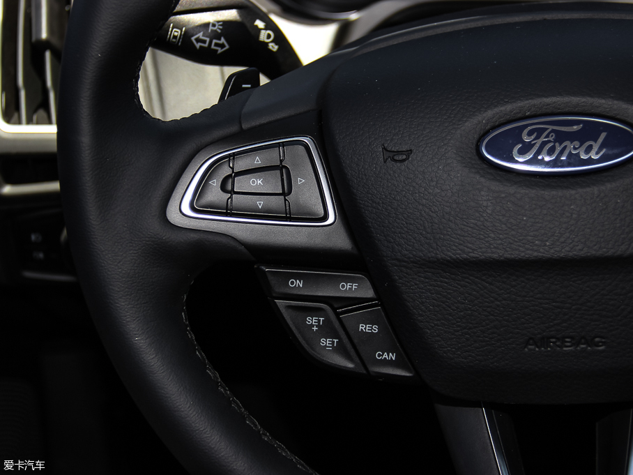 2015˹ Ɏ EcoBoost 180 Ԅ\