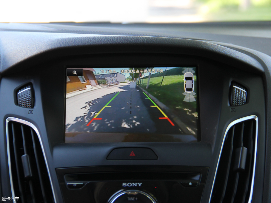 2015˹ Ɏ EcoBoost 180 Ԅ(dng)\(yn)(dng)