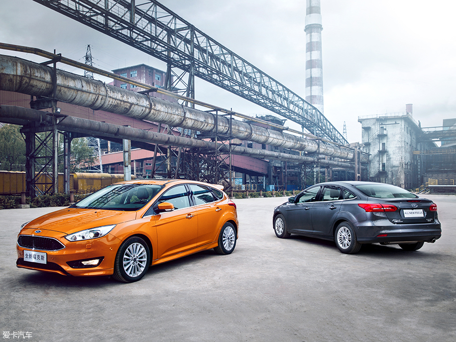 2015˹ Ɏ EcoBoost 180 Ԅ\