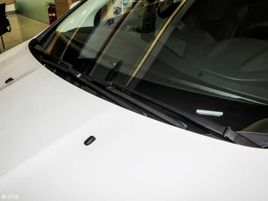 2015˹ Ɏ EcoBoost 180 Ԅ(dng)\(yn)(dng)