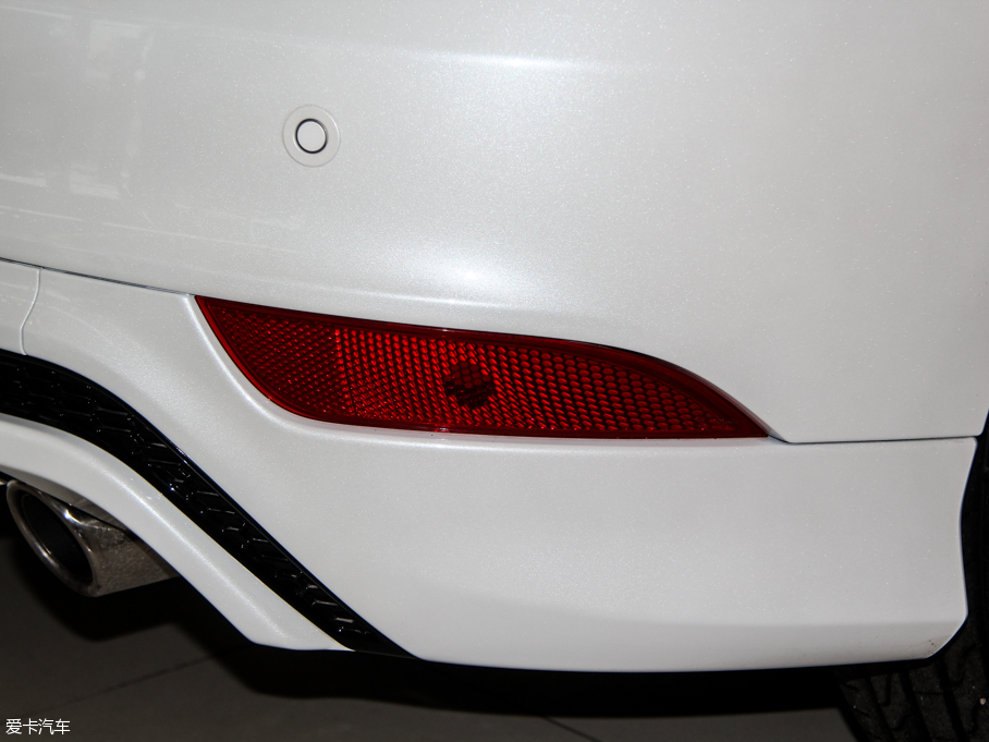 2015˹ Ɏ EcoBoost 180 Ԅ(dng)\(yn)(dng)