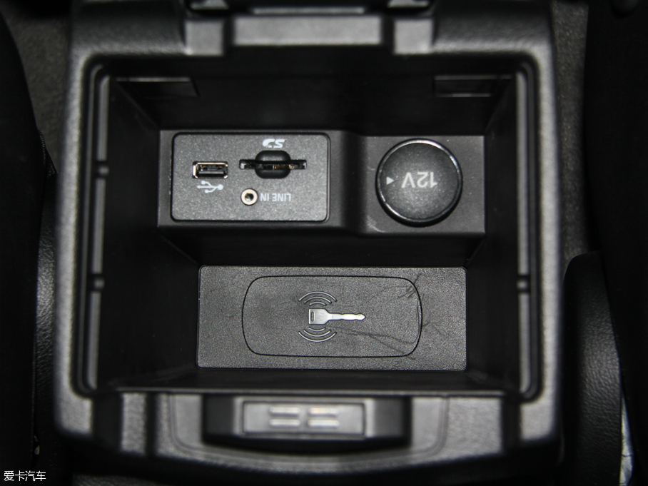 2015˹ Ɏ EcoBoost 180 Ԅ(dng)\(yn)(dng)