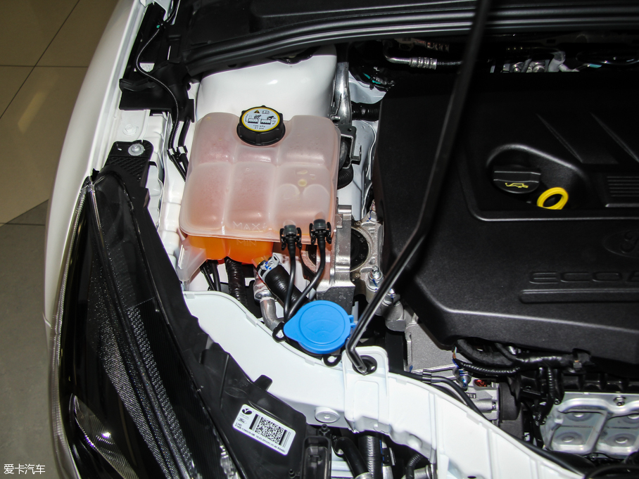 2015˹ Ɏ EcoBoost 180 Ԅ\