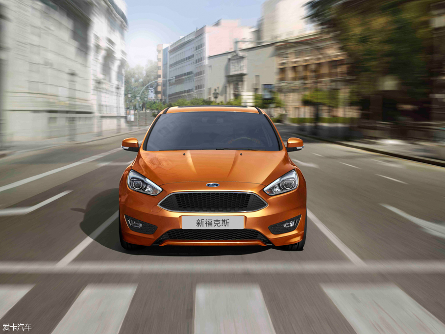 2015���˹ �Ɏ� EcoBoost 180 �Ԅ�(d��ng)�\(y��n)��(d��ng)��