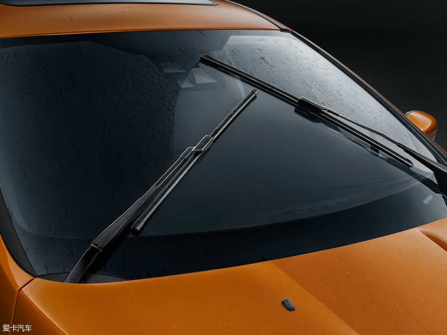 2015˹ Ɏ EcoBoost 180 Ԅ\