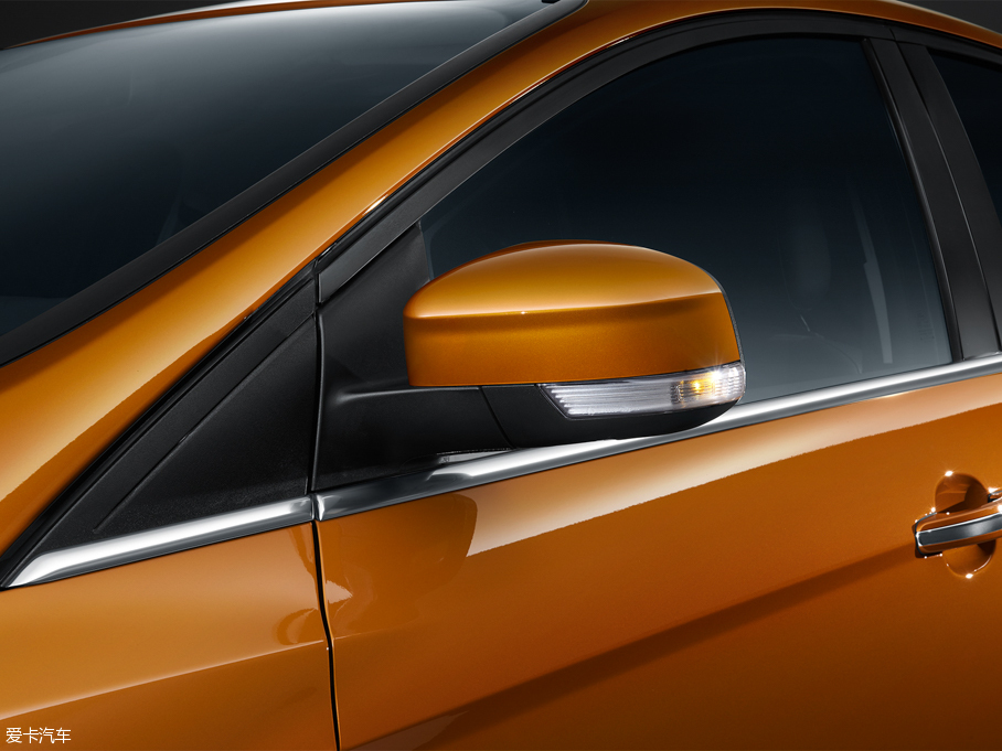 2015˹ Ɏ EcoBoost 180 Ԅ\