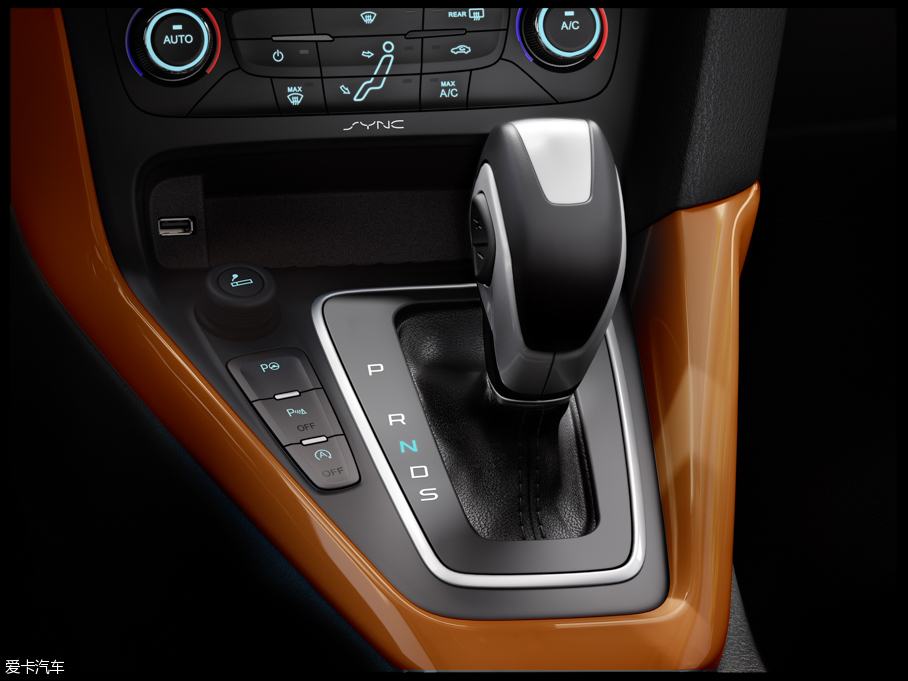 2015˹ Ɏ EcoBoost 180 Ԅ\