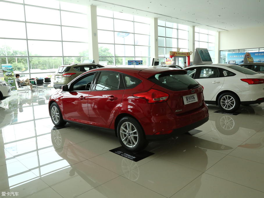 2015˹ Ɏ EcoBoost 125 ԄӳL