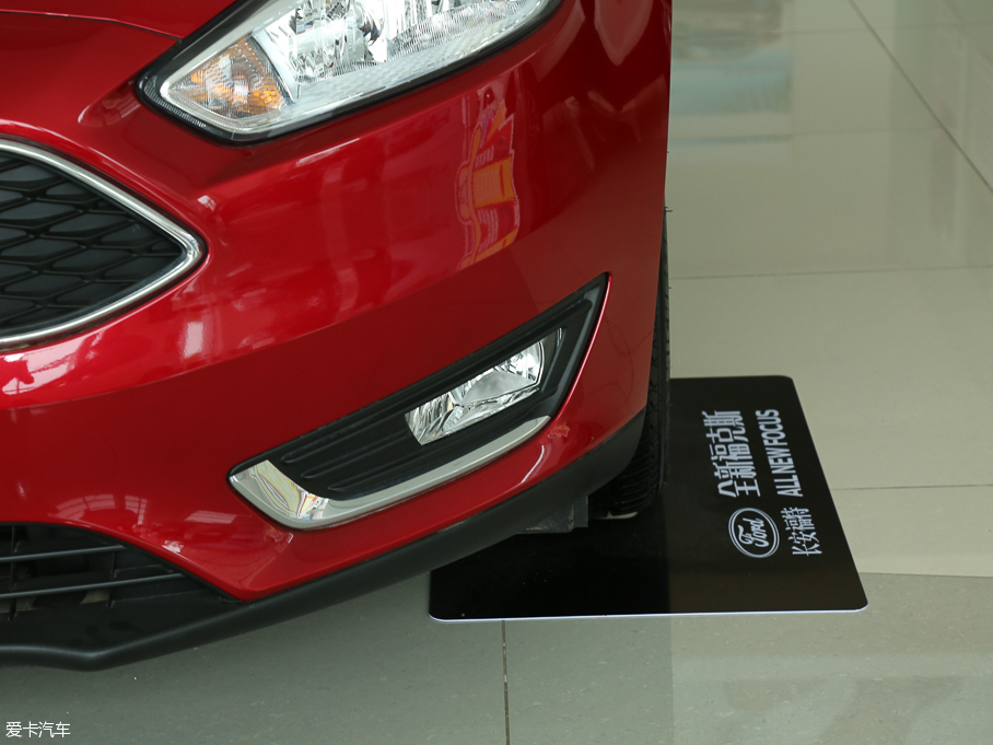 2015˹ Ɏ EcoBoost 125 ԄӳL