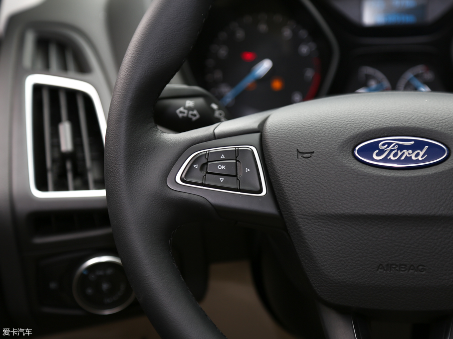 2015˹ Ɏ EcoBoost 125 ԄӳL