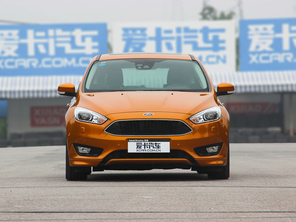 長(zhǎng)安福特2015款新福克斯兩廂