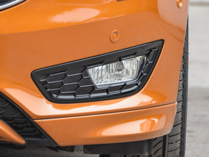 2015Ɏ EcoBoost 180 Ԅ(dng)\(yn)(dng) (x)(ji)^