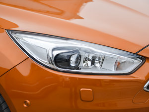 2015Ɏ EcoBoost 180 Ԅ(dng)\(yn)(dng) (x)(ji)^