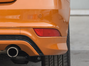 2015Ɏ EcoBoost 180 Ԅ\ ^