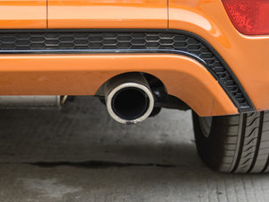 2015Ɏ EcoBoost 180 Ԅ(dng)\(yn)(dng) (x)(ji)^