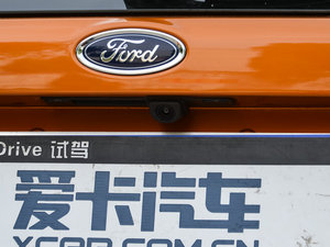 2015Ɏ EcoBoost 180 Ԅ\ ^