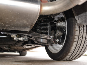 2015Ɏ EcoBoost 180 Ԅ\ ^