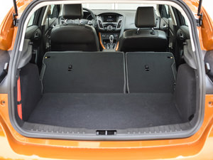 2015Ɏ EcoBoost 180 Ԅ\ g