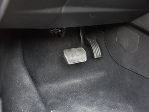 2015Ɏ EcoBoost 180 Ԅ\ g