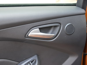 2015Ɏ EcoBoost 180 Ԅ\ g