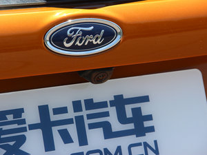 2015Ɏ EcoBoost 180 Ԅ\ ^