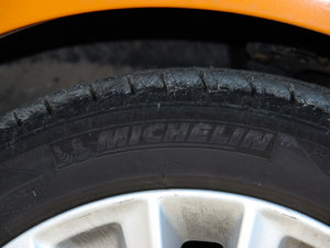 2015Ɏ EcoBoost 180 Ԅ\ ^