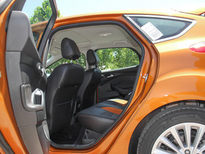 2015Ɏ EcoBoost 180 Ԅ(dng)\(yn)(dng) ſg