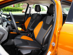 2015Ɏ EcoBoost 180 Ԅ(dng)\(yn)(dng) {