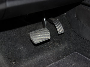 2015Ɏ EcoBoost 180 Ԅ\ g