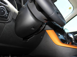 2015Ɏ EcoBoost 180 Ԅ\ g