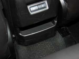 2015Ɏ EcoBoost 180 Ԅ\ g