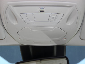 2015Ɏ EcoBoost 180 Ԅ\ g