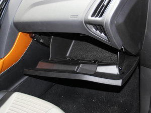 2015Ɏ EcoBoost 180 Ԅ\ 