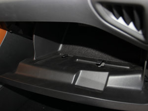 2015Ɏ EcoBoost 180 Ԅ\ g