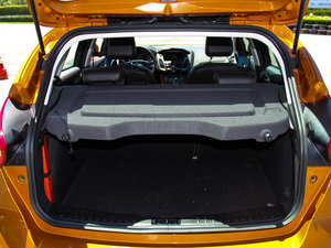 2015Ɏ EcoBoost 180 Ԅ\ g