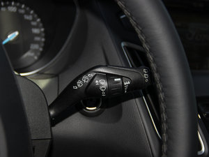 2015Ɏ EcoBoost 180 Ԅ(dng)\(yn)(dng) п؅^(q)