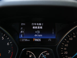 2015Ɏ EcoBoost 180 Ԅ\ п؅^(q)