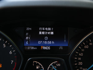 2015Ɏ EcoBoost 180 Ԅ\ п؅^(q)