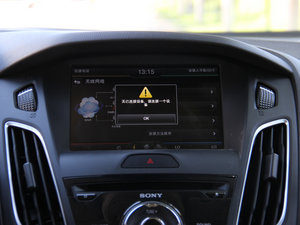 2015Ɏ EcoBoost 180 Ԅ\ п؅^(q)