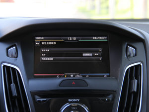 2015Ɏ EcoBoost 180 Ԅ\ п؅^(q)