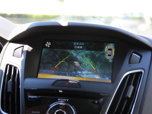 2015Ɏ EcoBoost 180 Ԅ\ п؅^(q)