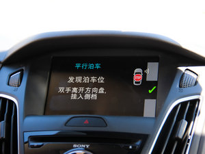 2015Ɏ EcoBoost 180 Ԅ\ п؅^(q)