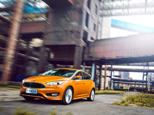 2015Ɏ EcoBoost 180 Ԅ\ w^