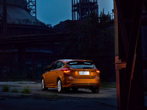 2015Ɏ EcoBoost 180 Ԅ\ w^