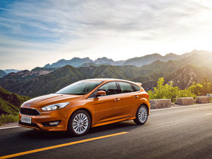 2015Ɏ EcoBoost 180 Ԅ\ w^