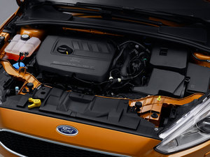 2015Ɏ EcoBoost 180 Ԅ\ 