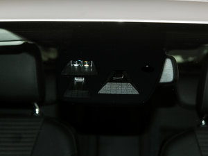 2015Ɏ EcoBoost 180 Ԅ\ ^