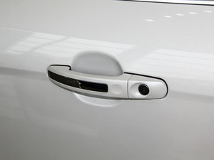 2015Ɏ EcoBoost 180 Ԅ(dng)\(yn)(dng) {T(mn)